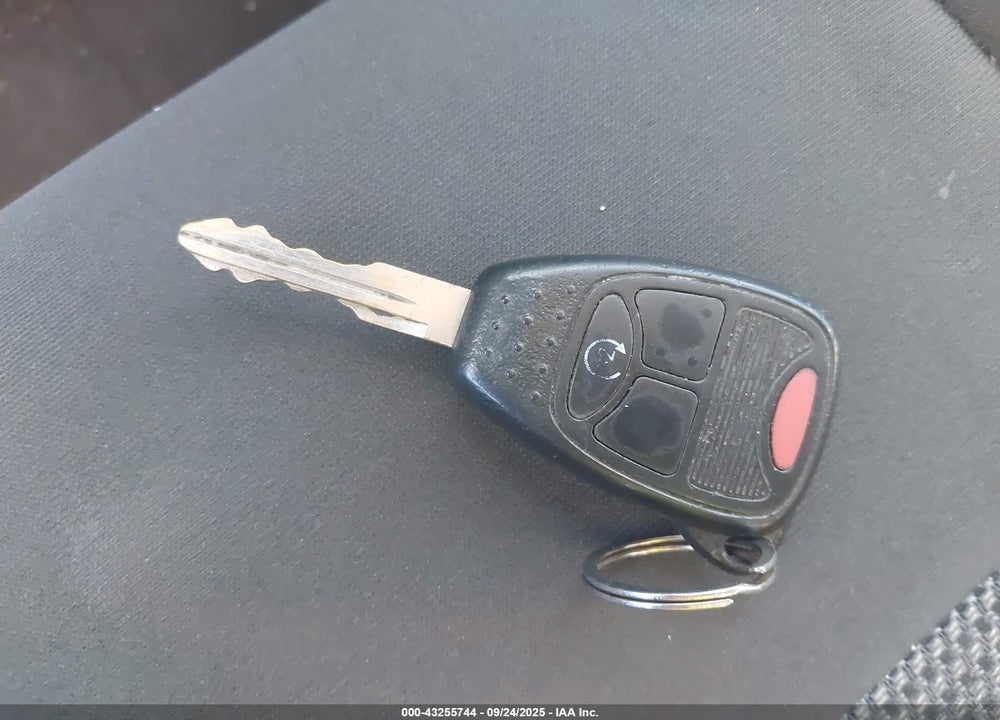 2013 JEEP COMPASS VIN: 1C4NJDEB8DD207450