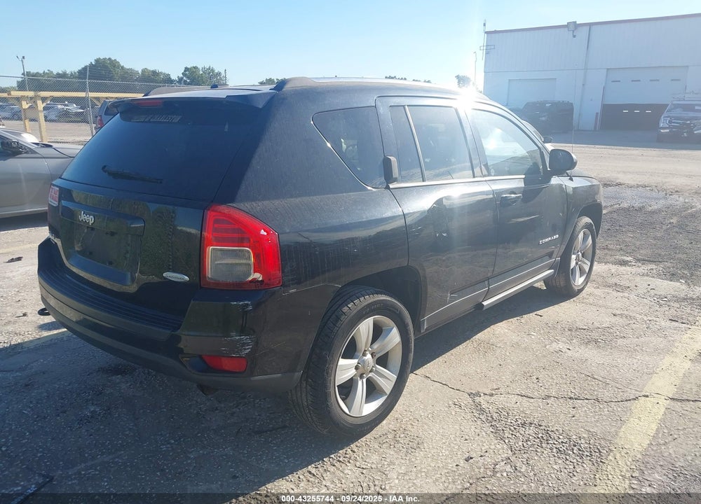 2013 JEEP COMPASS VIN: 1C4NJDEB8DD207450