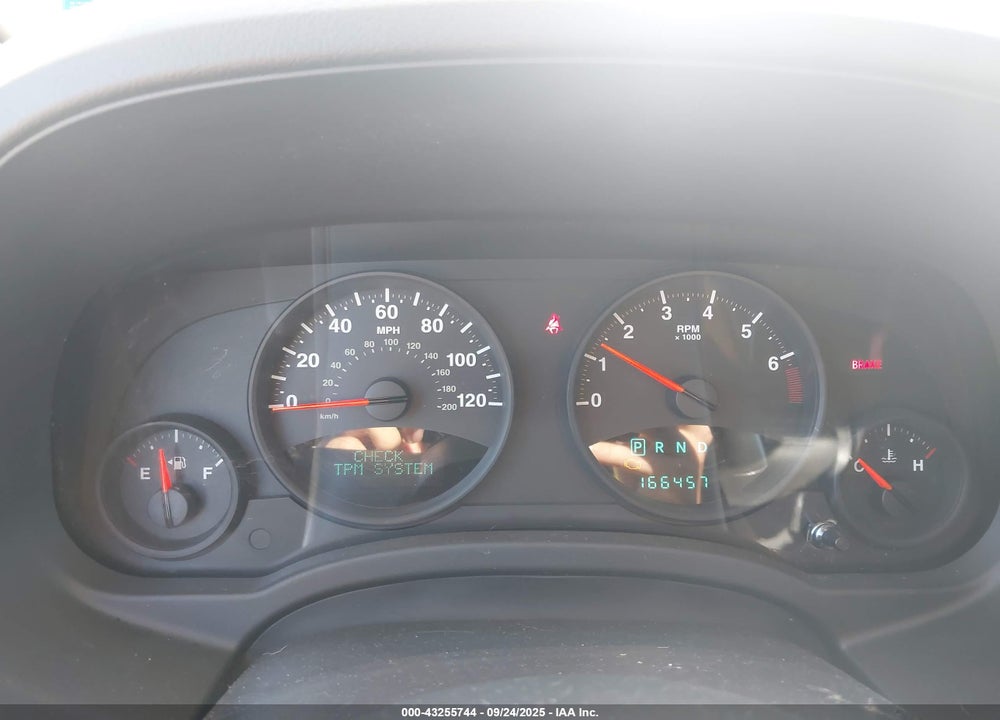 2013 JEEP COMPASS VIN: 1C4NJDEB8DD207450