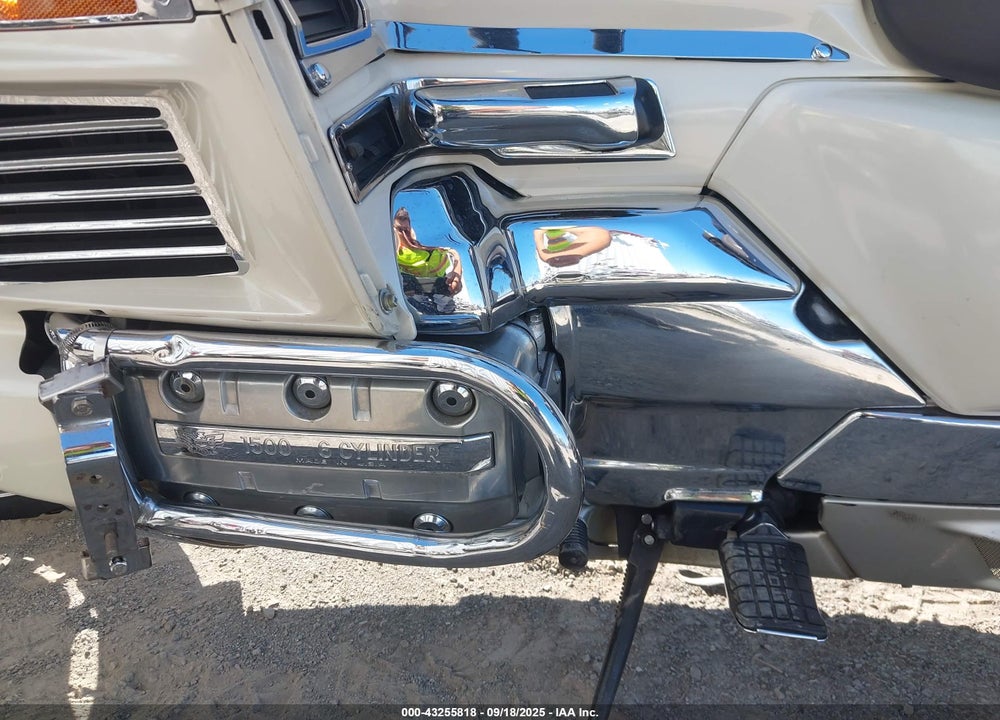 1990 HONDA GL1500 SE VIN: 1HFSC2233LA200118