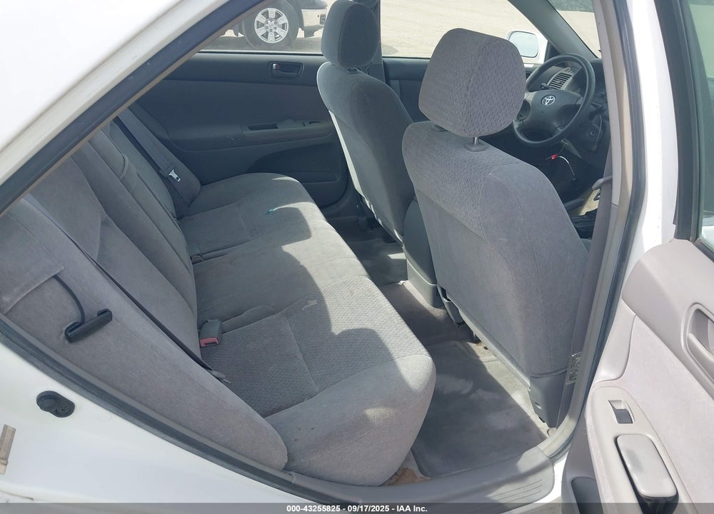 2003 TOYOTA CAMRY LE VIN: JTDBE32K830171285