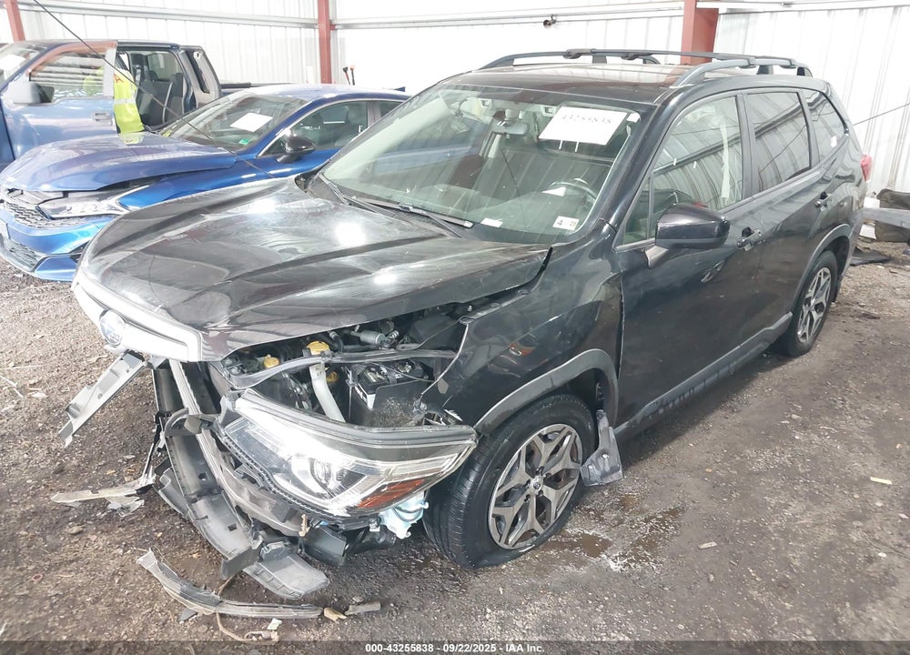 2019 SUBARU FORESTER VIN: JF2SKAEC1KH556724