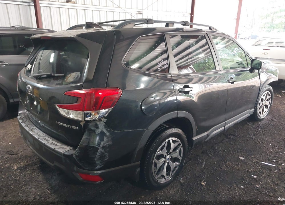 2019 SUBARU FORESTER VIN: JF2SKAEC1KH556724