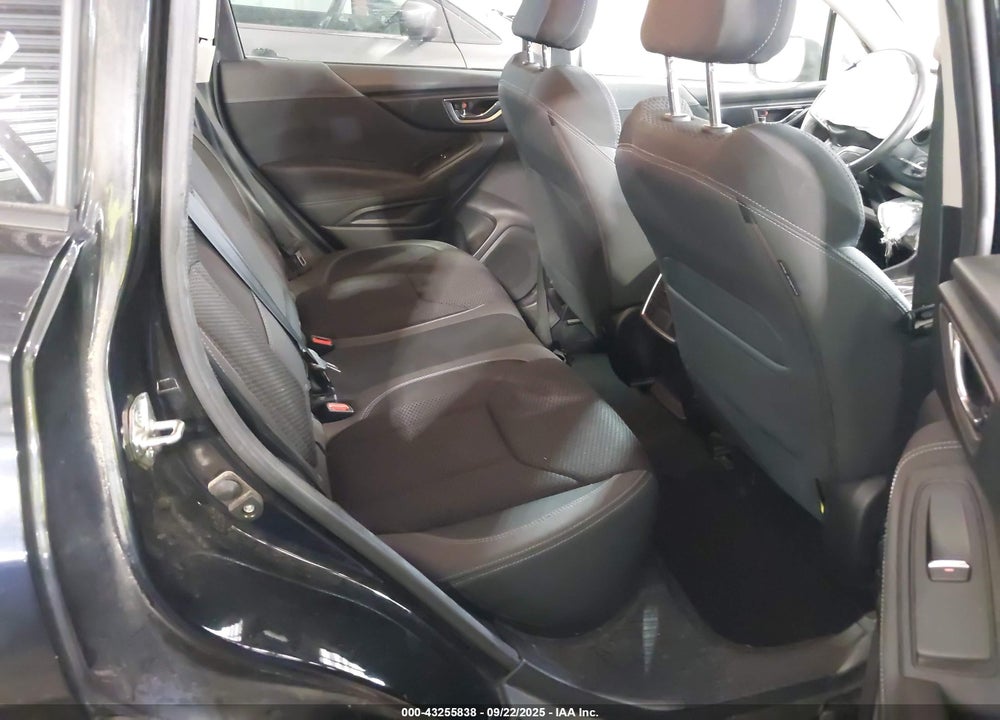 2019 SUBARU FORESTER VIN: JF2SKAEC1KH556724