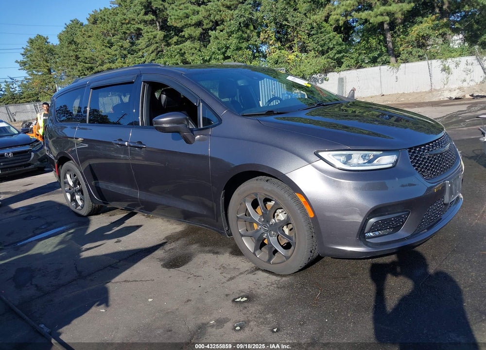 2022 CHRYSLER PACIFICA TOURING L VIN: 2C4RC1BG9NR122576
