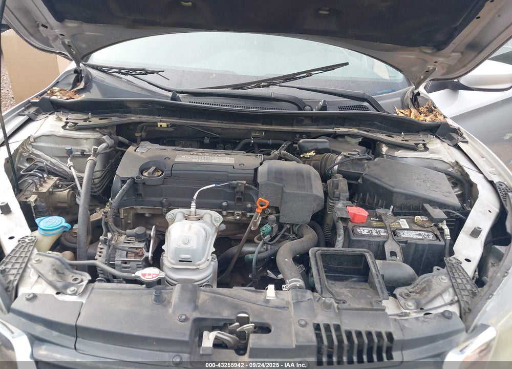 2013 HONDA ACCORD VIN: 1HGCR2F52DA185073
