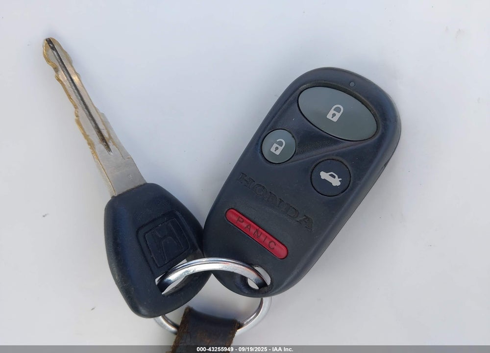 2002 HONDA ACCORD 3.0 EX VIN: 1HGCG16542A003726