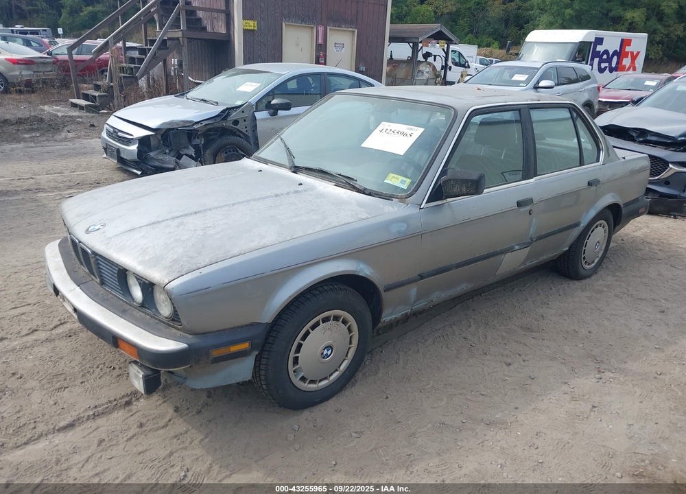 1988 BMW 325 VIN: WBAAE5404J8813659