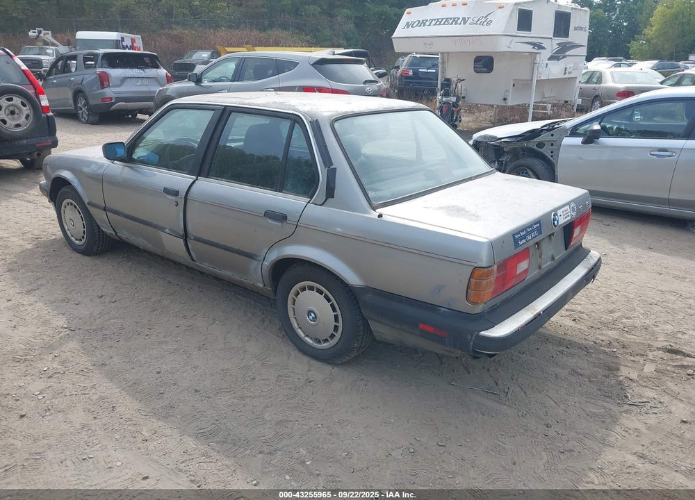 1988 BMW 325 VIN: WBAAE5404J8813659