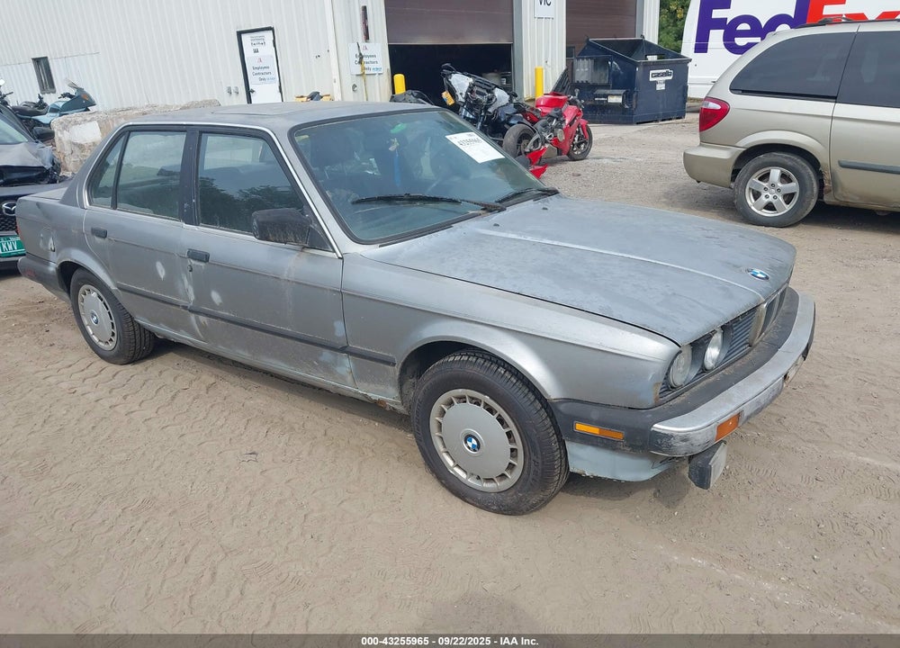 1988 BMW 325 VIN: WBAAE5404J8813659