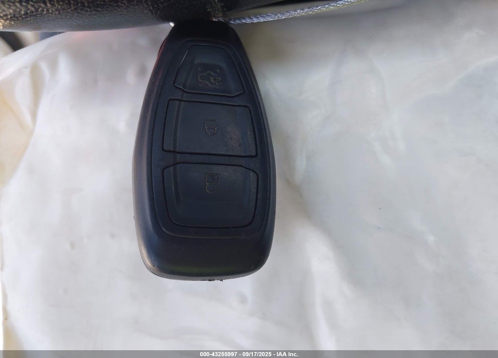 2012 FORD FOCUS VIN: 1FAHP3N21CL475725