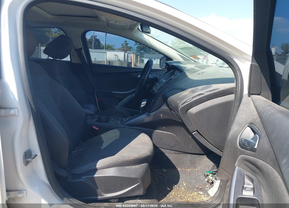2012 FORD FOCUS VIN: 1FAHP3N21CL475725