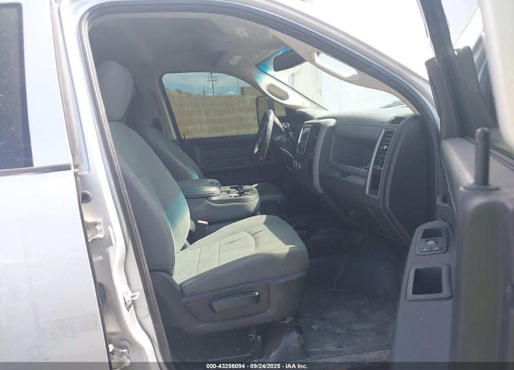 2018 RAM 2500 VIN: 3C6UR5CL6JG315349