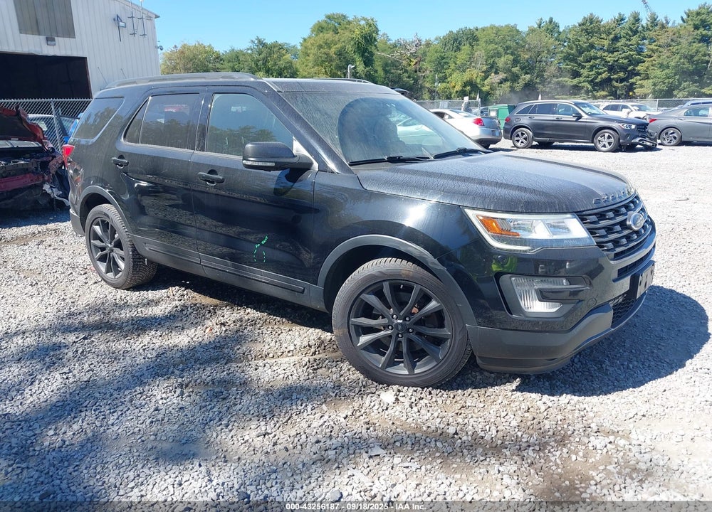2017 FORD EXPLORER XLT VIN: 1FM5K8D80HGC44230