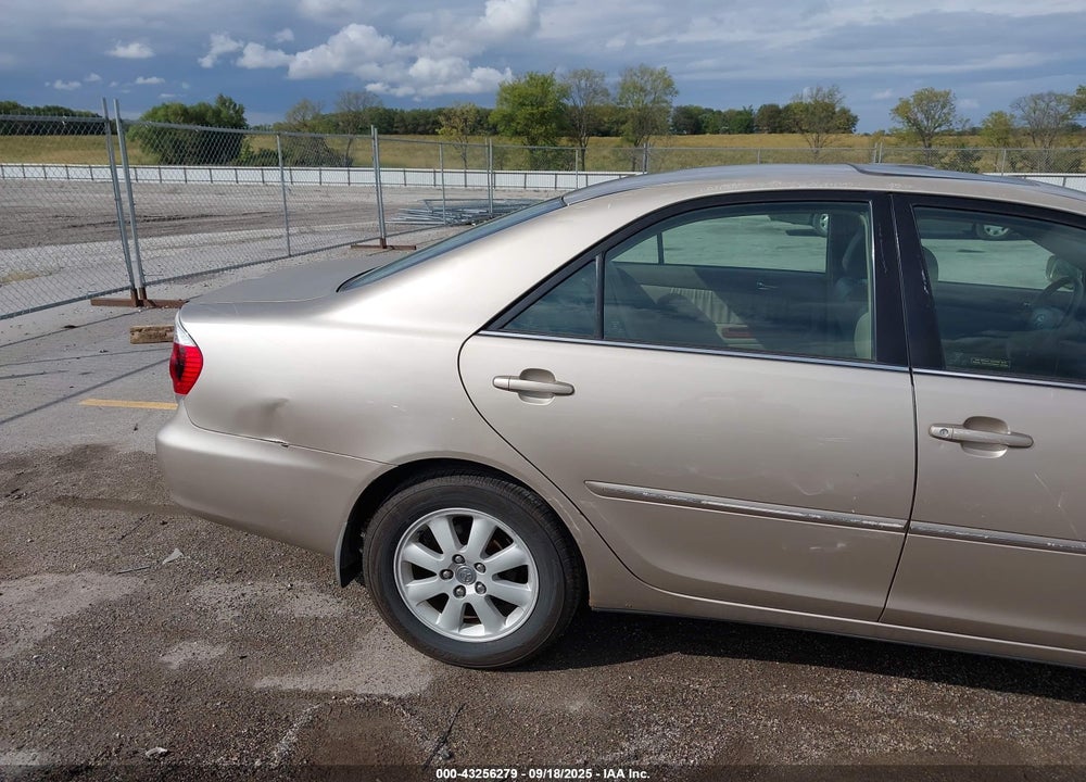 2004 TOYOTA CAMRY XLE V6 VIN: 4T1BF30K74U080174