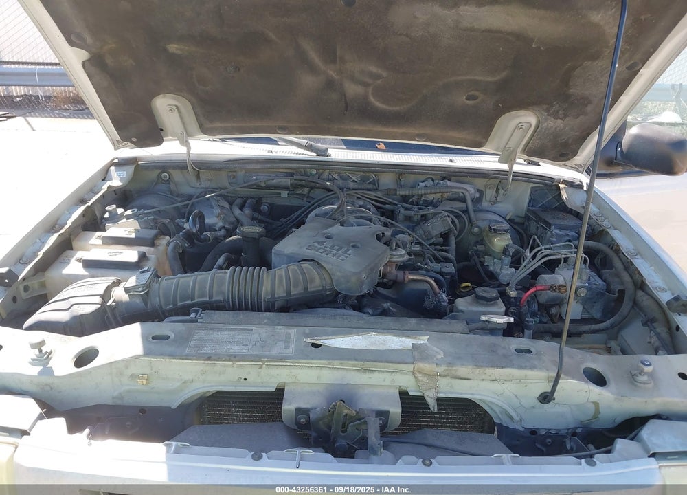 2002 MAZDA B4000 VIN: 4F4ZR47E02TM12188