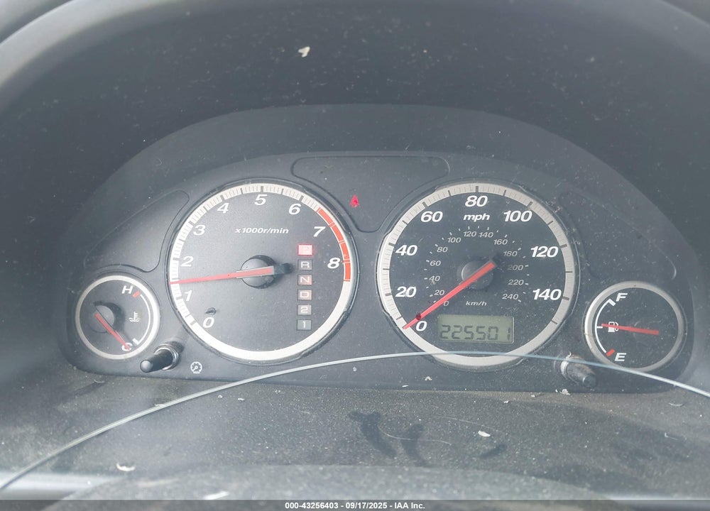 2002 HONDA CR-V VIN: JHLRD78882C010083
