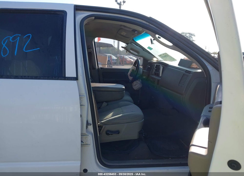 2008 DODGE RAM 1500 SLT VIN: 1D7HU18208J155677