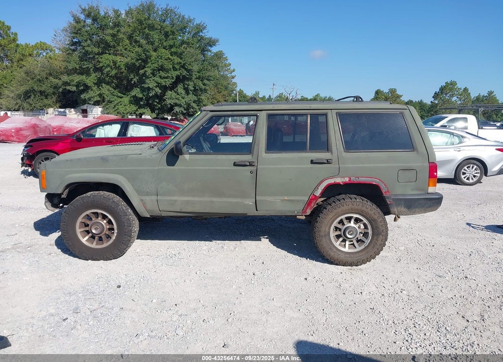 1998 JEEP CHEROKEE CLASSIC/SPORT VIN: 1J4FJ68S4WL252870