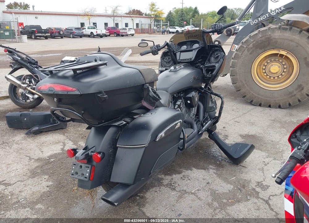 2022 INDIAN MOTORCYCLE CO. PURSUIT DARK HORSE VIN: 56KLDDRR9N3410841