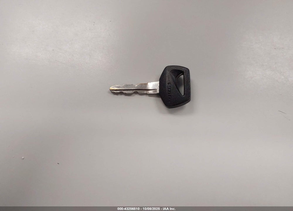 2004 SUZUKI VZ1600 K VIN: JKSVNBC124A002636