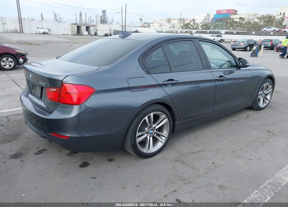 2012 BMW 3 SERIES VIN: WBA3A5C50CF340150