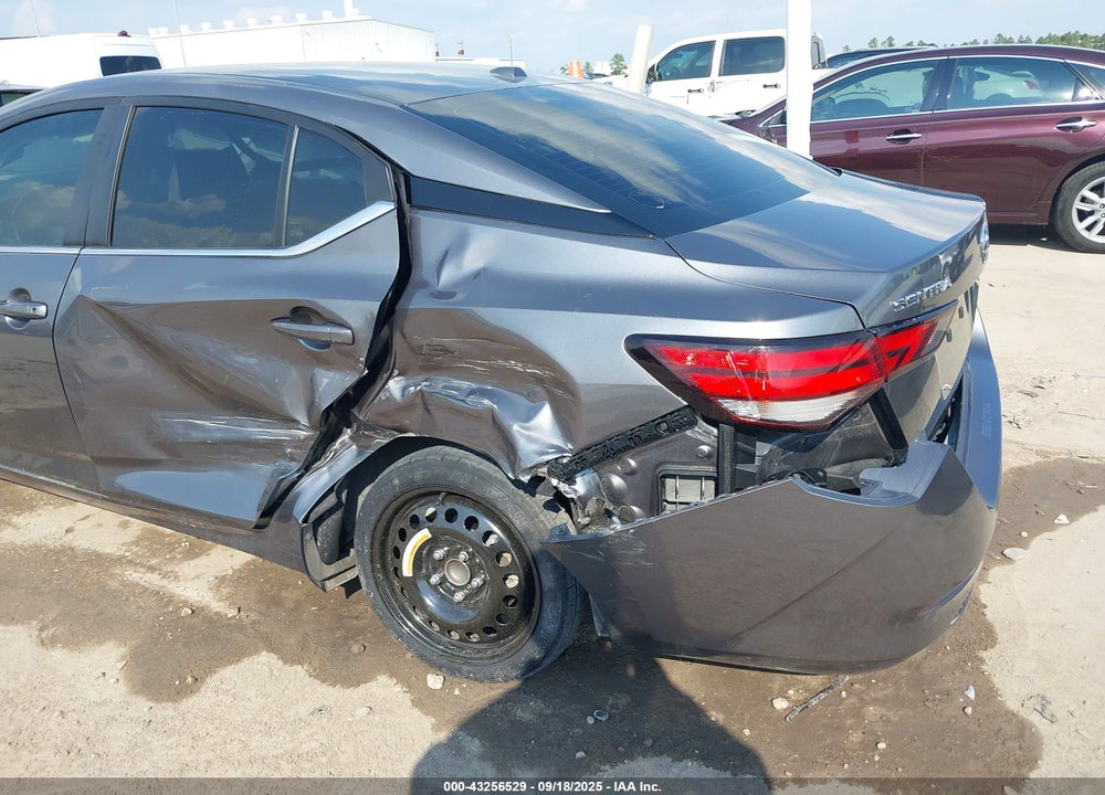 2022 NISSAN SENTRA SV XTRONIC CVT VIN: 3N1AB8CV5NY320824