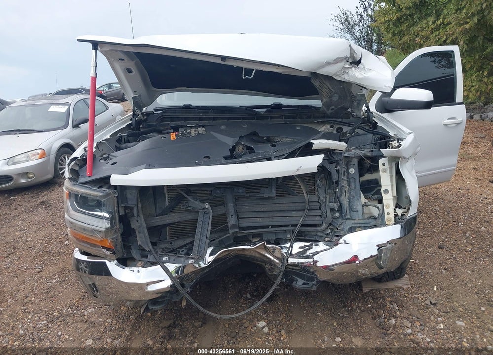 2018 CHEVROLET SILVERADO 1500 2LT VIN: 3GCUKRECXJG240057