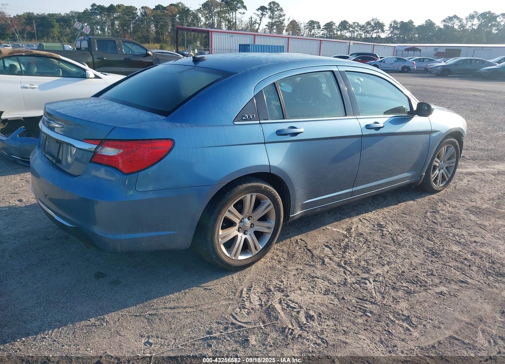 2011 CHRYSLER 200 VIN: 1C3BC1FB1BN576740