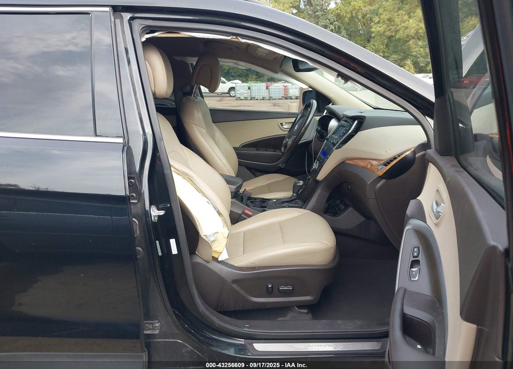 2013 HYUNDAI SANTA FE VIN: 5XYZU3LB6DG033224