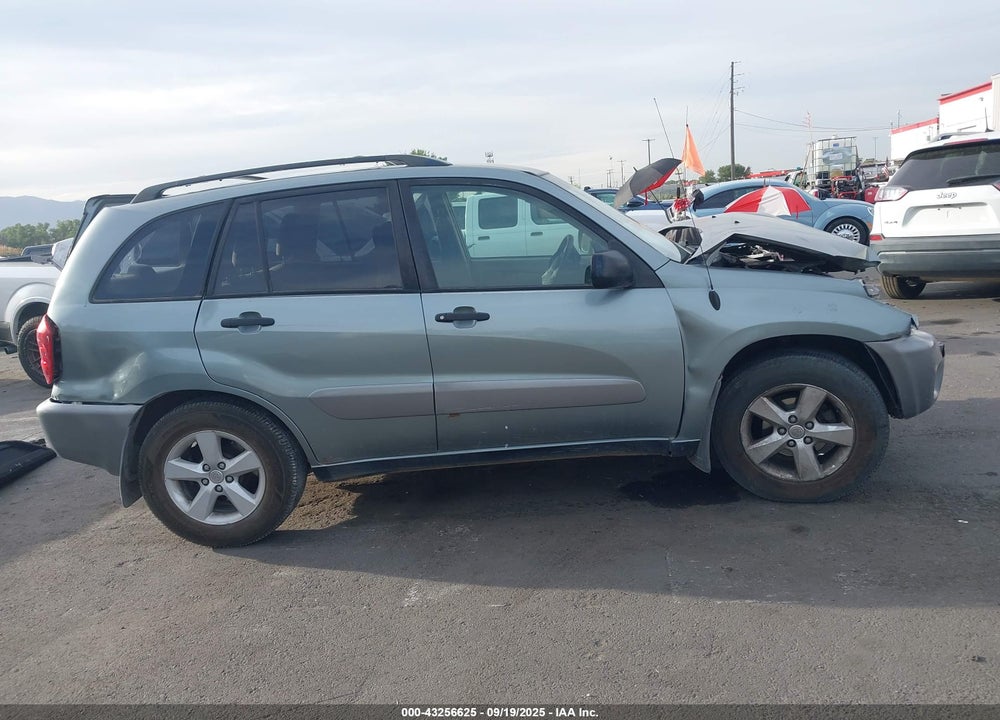 2005 TOYOTA RAV4 VIN: JTEHD20V056046555