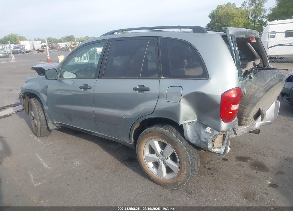 2005 TOYOTA RAV4 VIN: JTEHD20V056046555