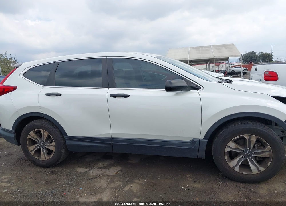 2017 HONDA CR-V LX VIN: 2HKRW5H34HH400806