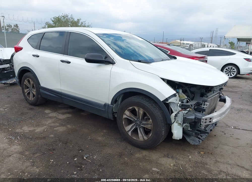 2017 HONDA CR-V LX VIN: 2HKRW5H34HH400806
