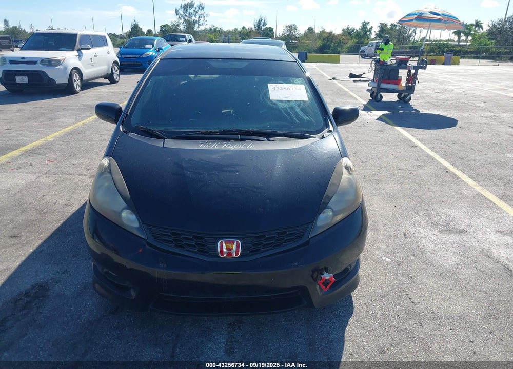 2012 HONDA FIT VIN: JHMGE8H5XCC041977