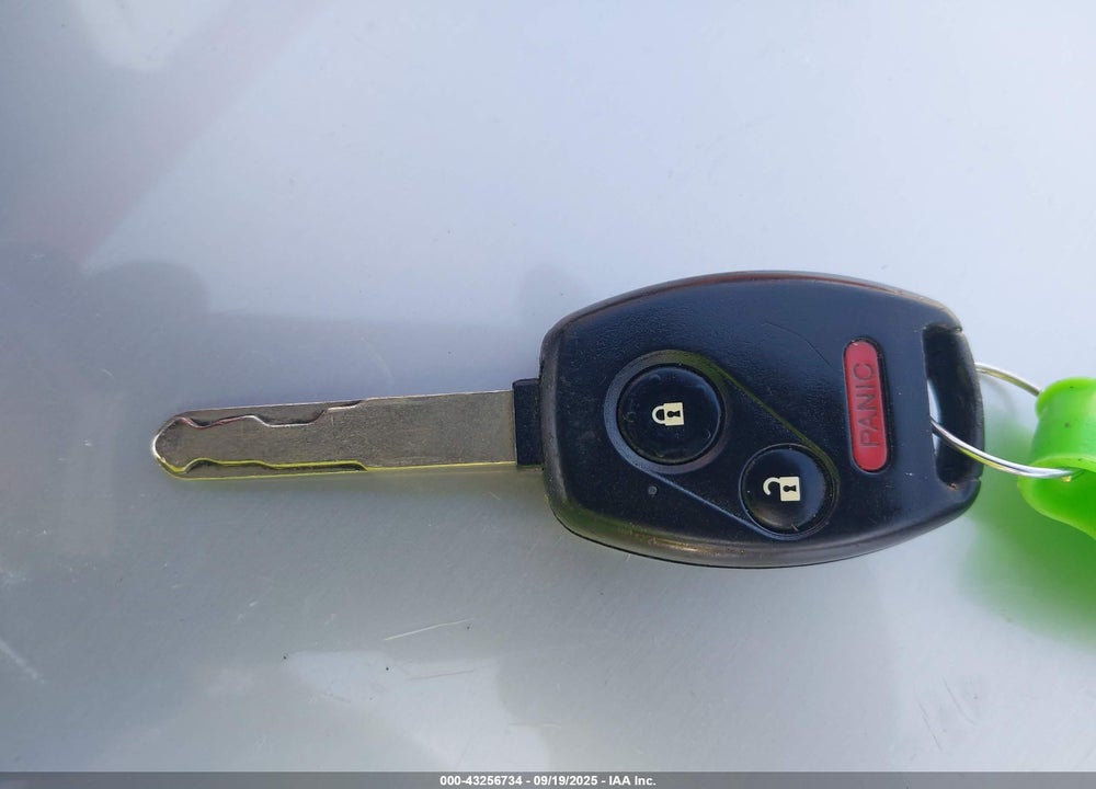 2012 HONDA FIT VIN: JHMGE8H5XCC041977