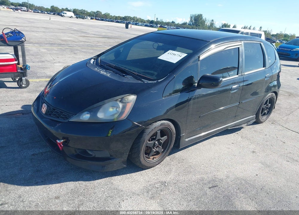 2012 HONDA FIT VIN: JHMGE8H5XCC041977
