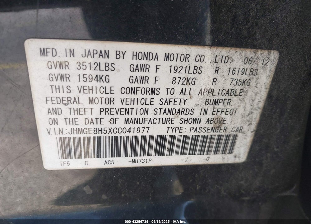 2012 HONDA FIT VIN: JHMGE8H5XCC041977
