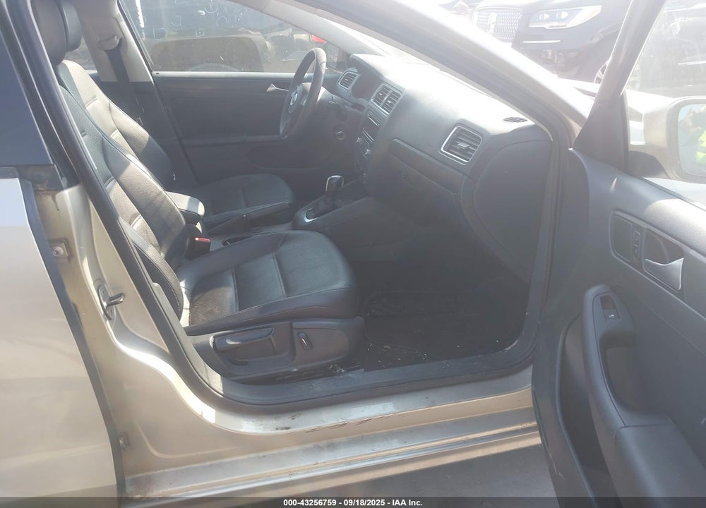 2014 VOLKSWAGEN JETTA VIN: 3VWD17AJ6EM278322