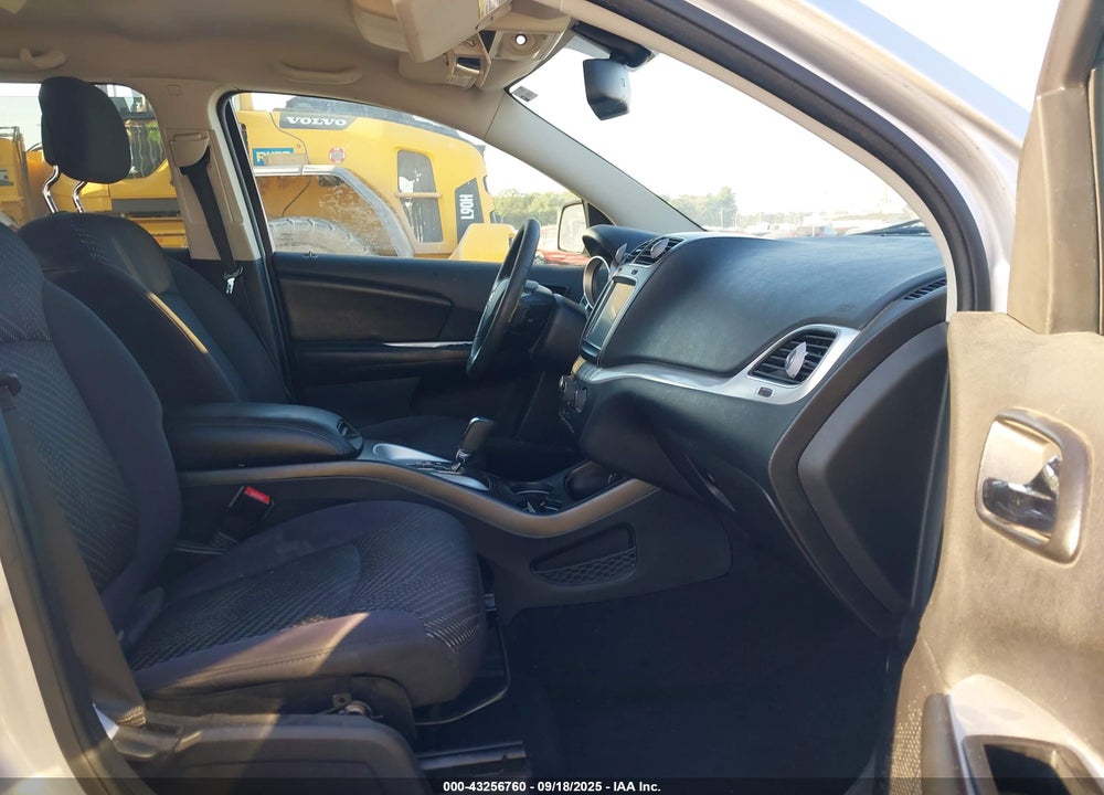 2013 DODGE JOURNEY VIN: 3C4PDCBB1DT623560