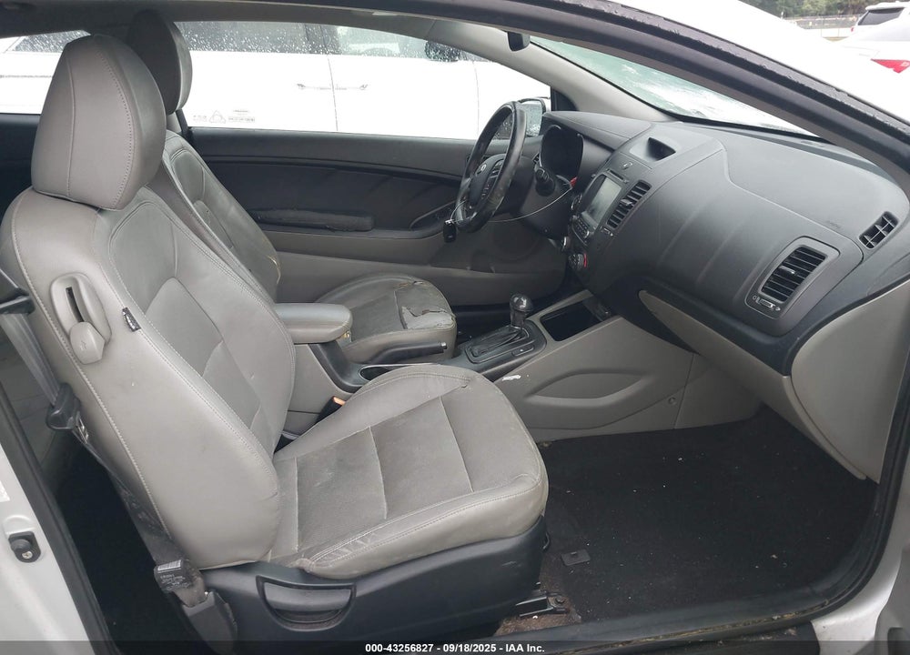 2015 KIA FORTE KOUP EX VIN: KNAFX6A8XF5297204