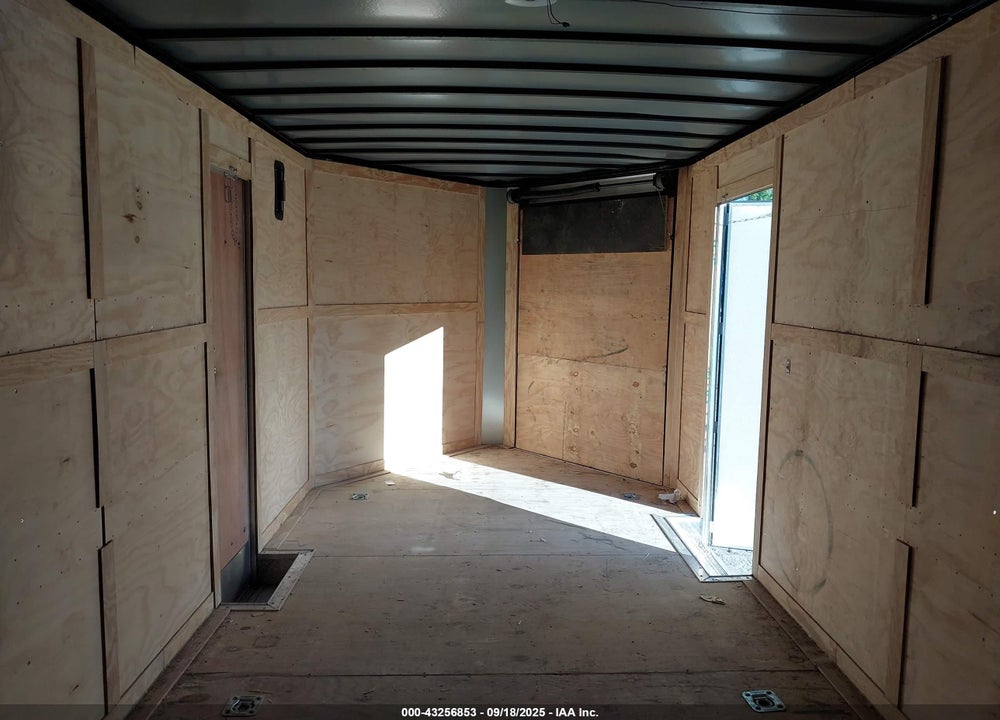 2021 ROCK SOLID CARGO 32' ENCLOSED TRAILER VIN: 7H2BE3226MD033534