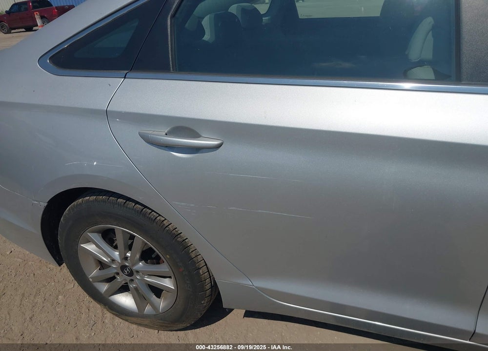 2017 HYUNDAI SONATA SE VIN: 5NPE24AF0HH570315