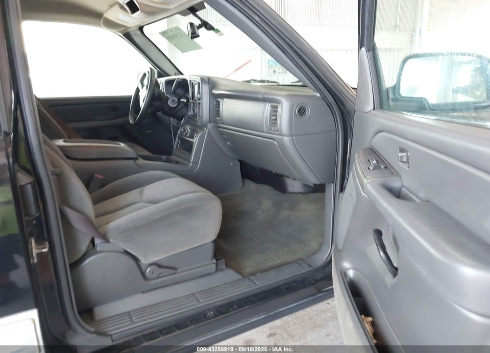 2005 CHEVROLET SILVERADO 1500 LS VIN: 1GCEK19Z45Z195613