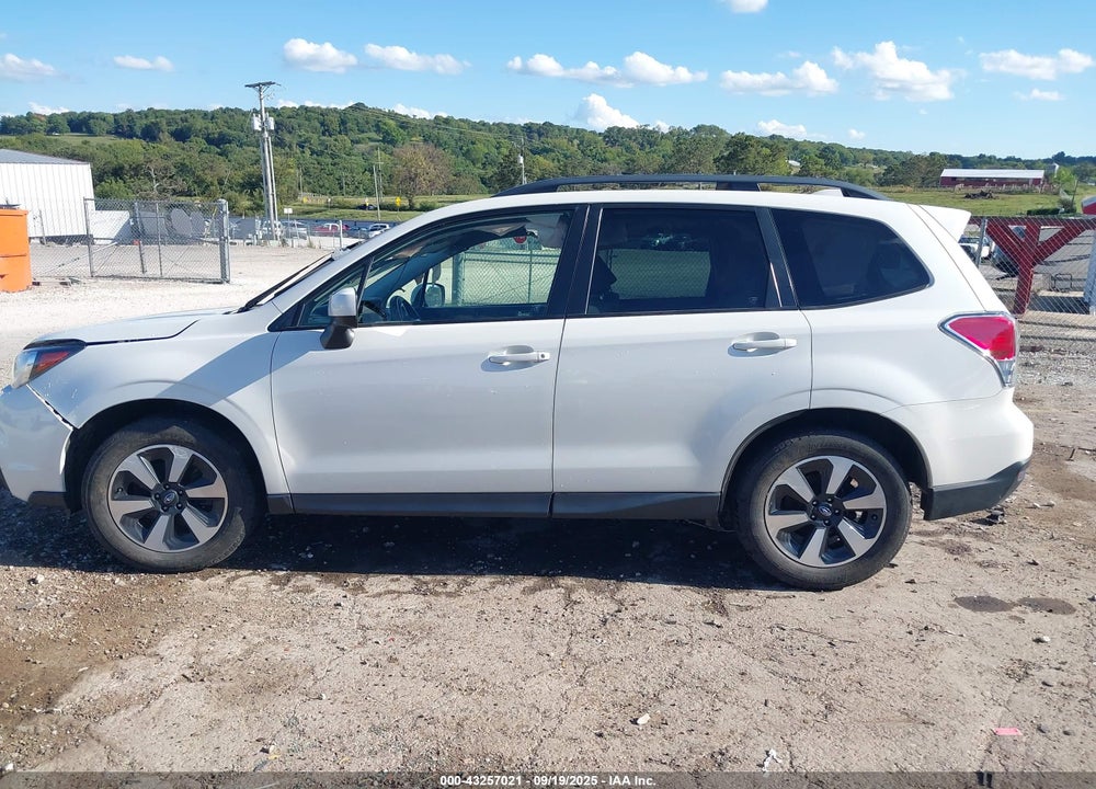 2018 SUBARU FORESTER 2.5I PREMIUM VIN: JF2SJAGC1JH438686