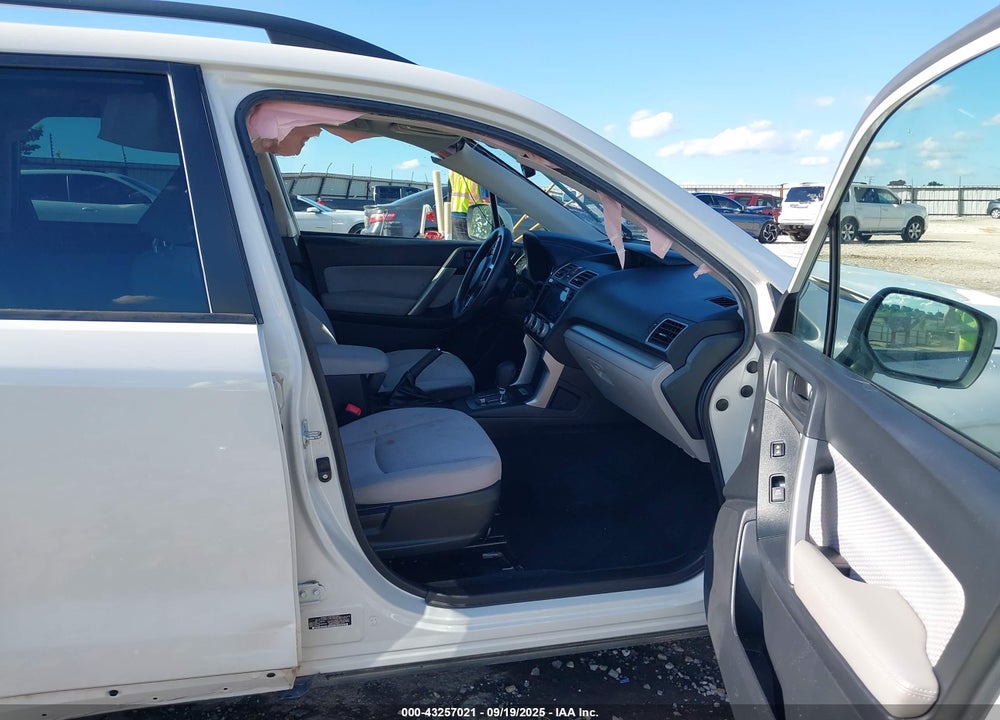 2018 SUBARU FORESTER 2.5I PREMIUM VIN: JF2SJAGC1JH438686