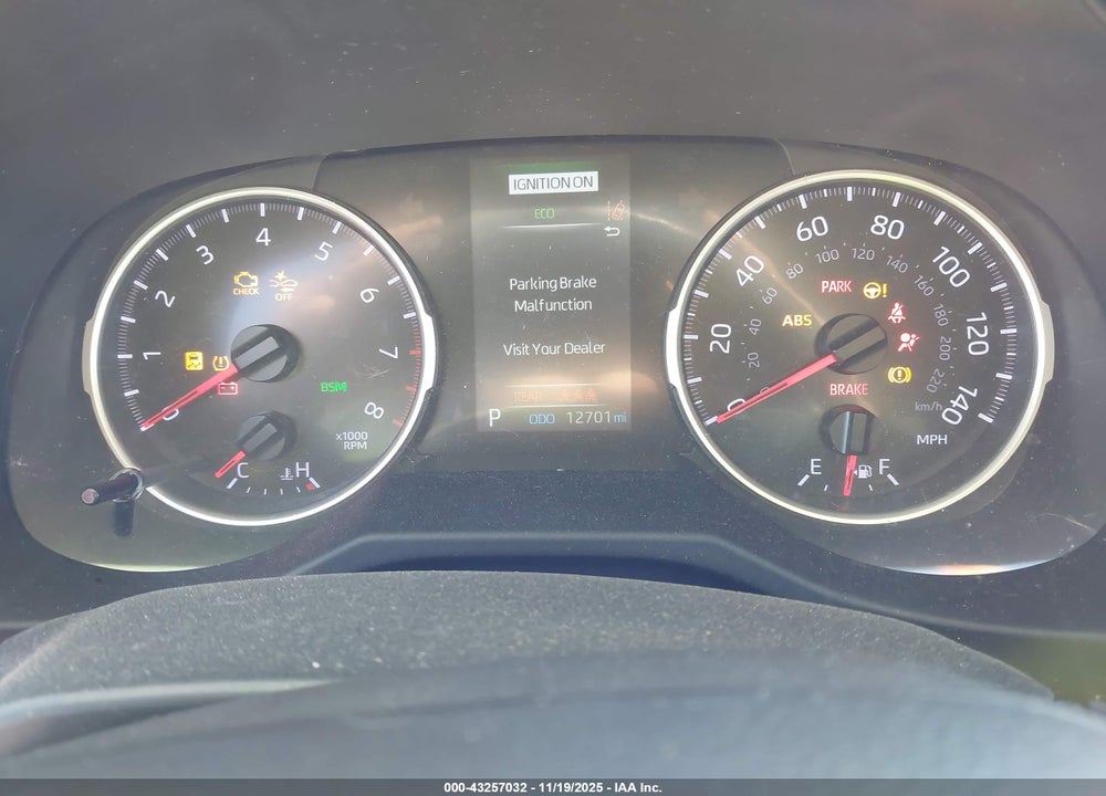 2022 TOYOTA RAV4 XLE VIN: 2T3W1RFV6NC205082