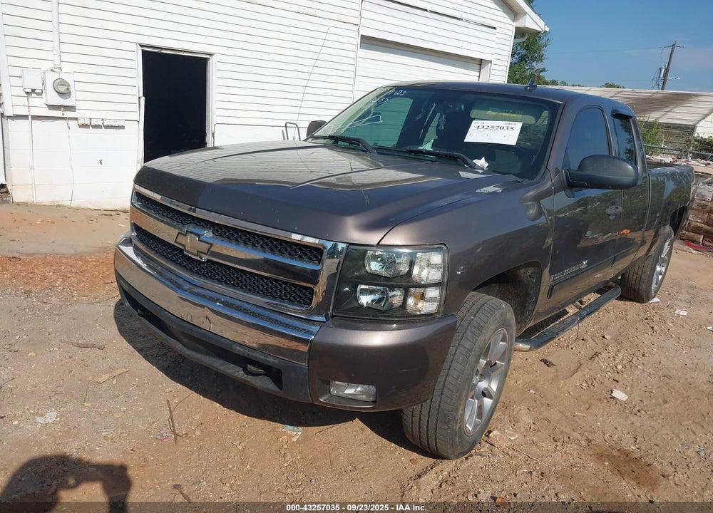 2007 CHEVROLET SILVERADO 1500 LT1 VIN: 2GCEK19J471723009