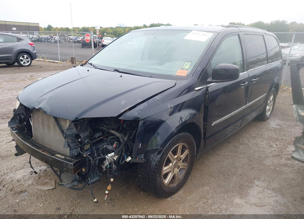 2011 CHRYSLER TOWN & COUNTRY TOURING VIN: 2A4RR5DG2BR607408