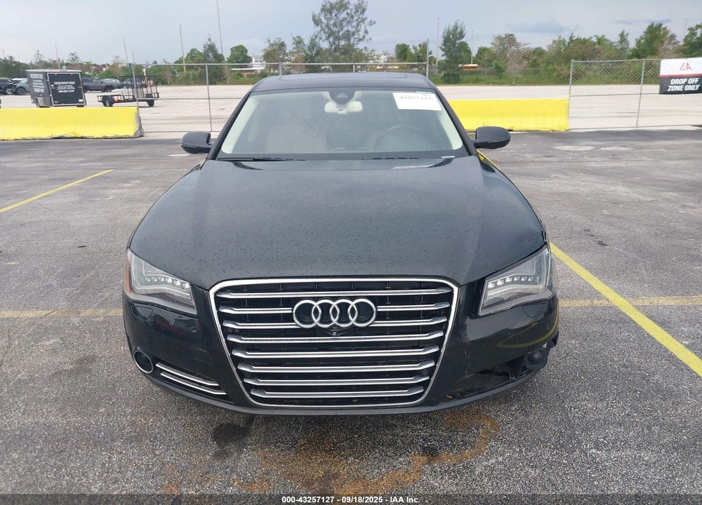 2014 AUDI A8 VIN: WAURMAFDXEN001272